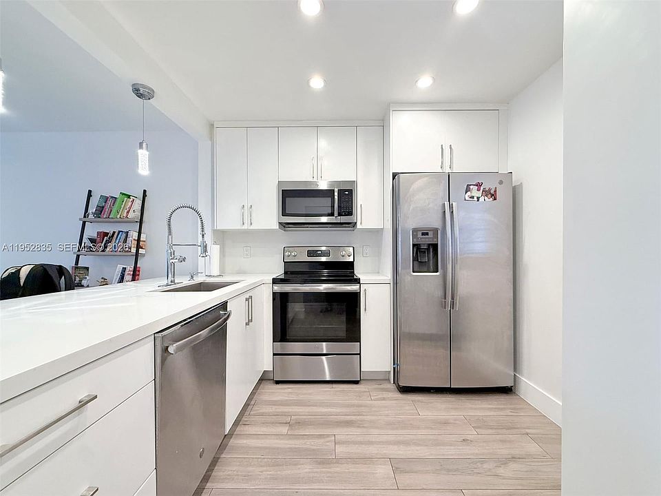 1st image of 7722 Camino Real APT 317