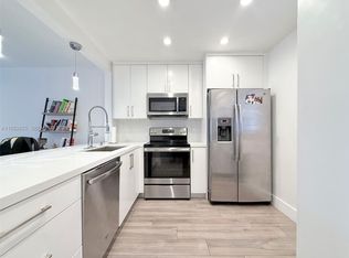 7722 Camino Real APT 317, Miami, FL 33143