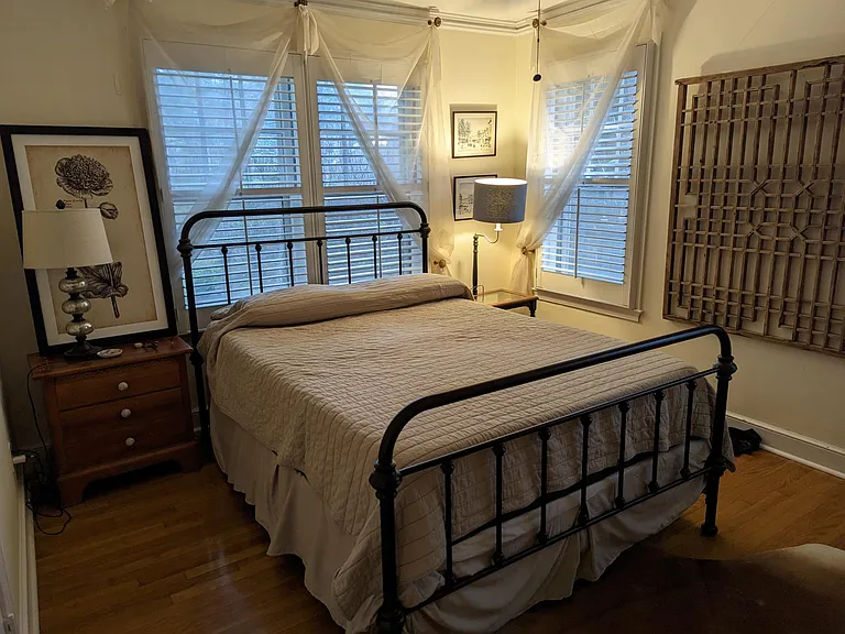 3572 Kenwood Ave — Photo 13