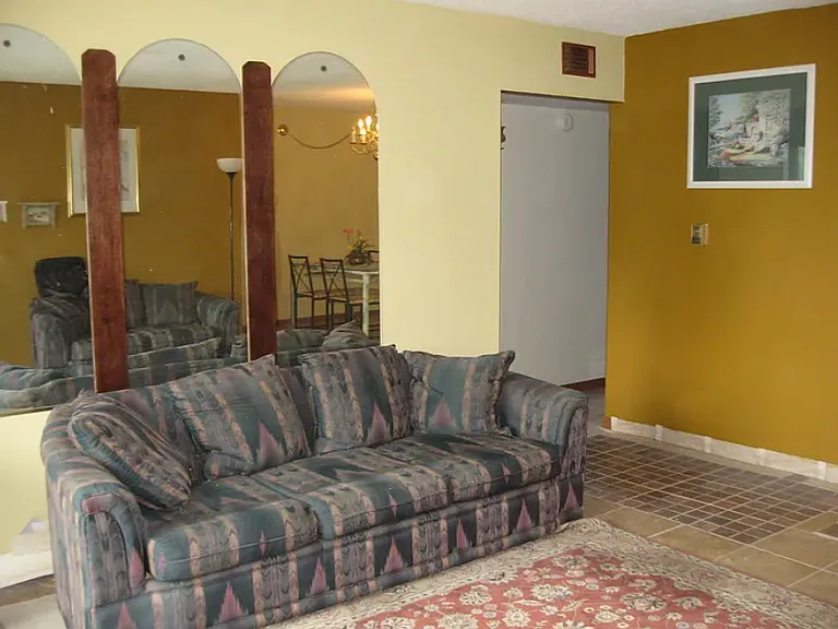 5403 Chateau Dr #1 — Photo 5