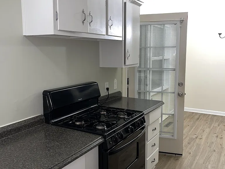 6558 College Dr — Photo 14