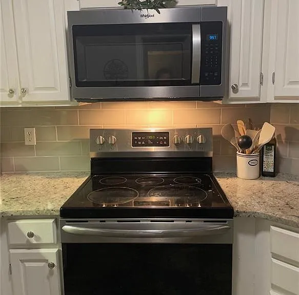 27306 Plantation Dr NE #306 — Photo 36