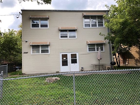 2nd image of 9047 Lamon Ave