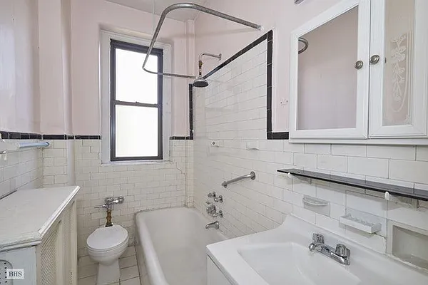 Sold by Brown Harris Stevens | media 19