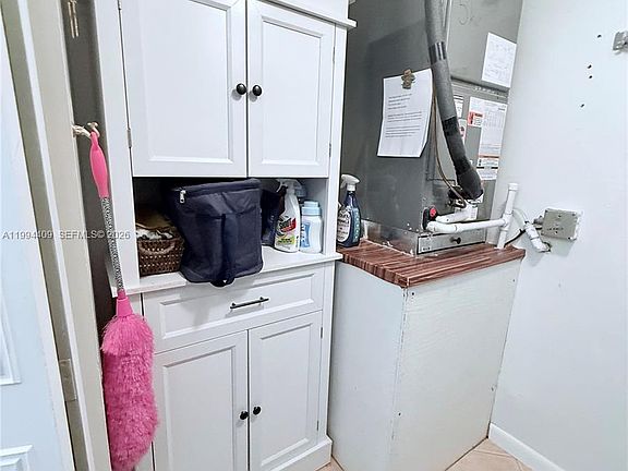 4th image of 340 Pine Ridge Cir APT C-1