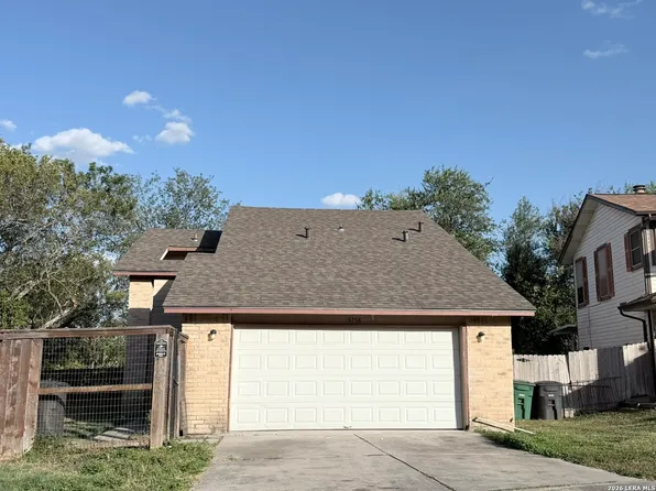 5758 SPRING MOON ST, San Antonio, TX 78247
