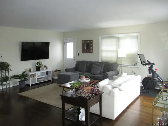 353 E Pine St #2 — Photo 2