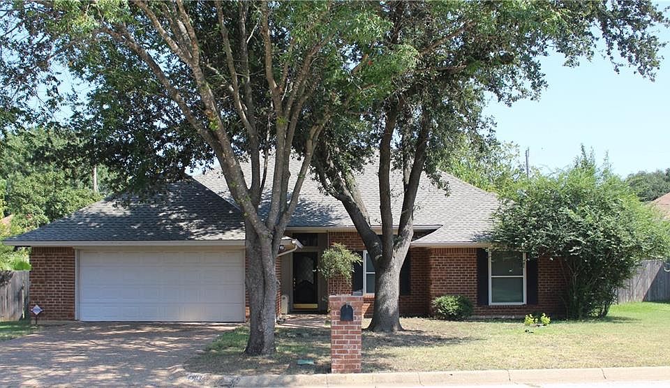 1st image of 4903 Fort Stockton Dr