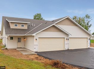 31291 Prairie Ct, Stacy, MN 55079