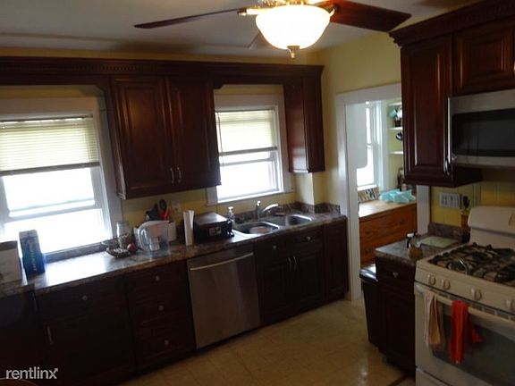 landlord_unit_photo_670694_13