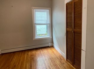 5 Freeland Ter APT 3, Worcester, MA 01603