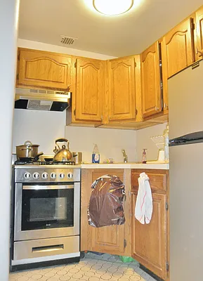 Rented by City Connections Realty | media 14