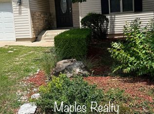141 Scotch Pine Ct, Hollister, MO 65672