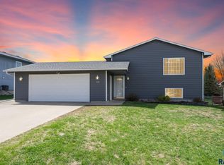 531 Aana Ave, Baltic, SD 57003