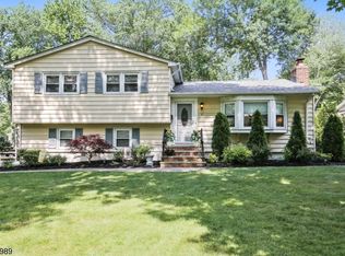 17 Clement Rd, New Providence, NJ 07974