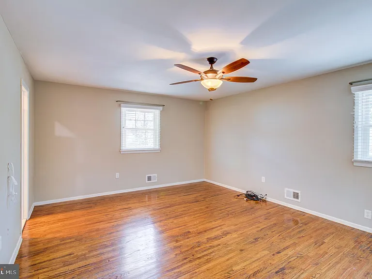 11 Whitemarsh Dr — Photo 20