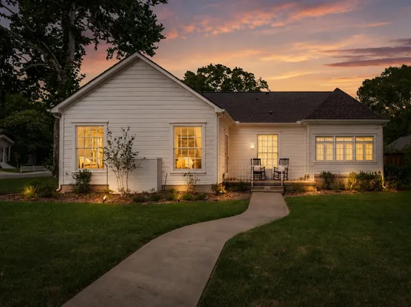 1306 W Virginia St, McKinney, TX 75069