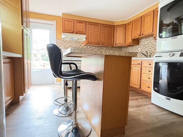 65 Campbell Ave #2