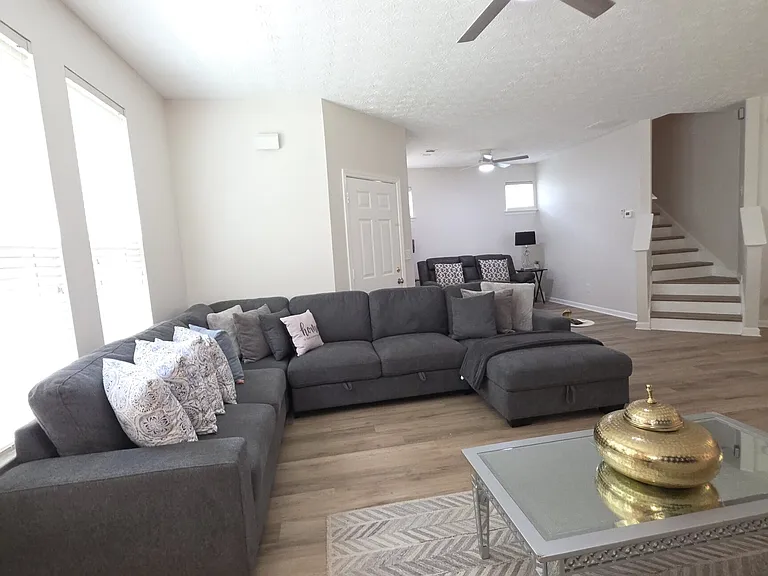 4691 Highpoint Ln — Photo 7