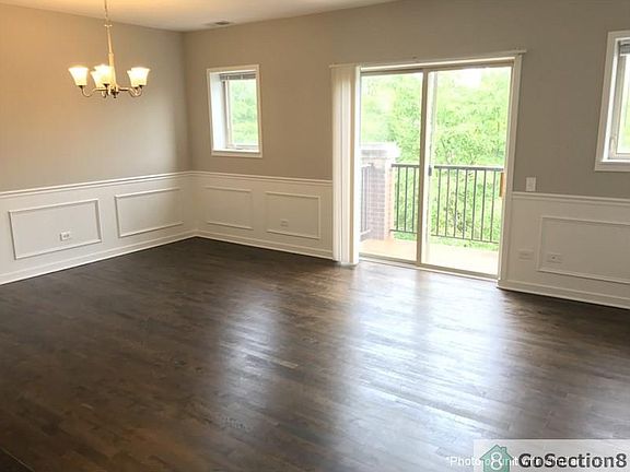 2nd image of 1399 Grayshire Ct