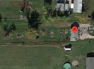 5710 N Bodi Rd, Oak Harbor, OH 43449