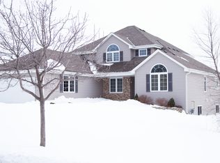 447 E Jordan Ln, Oak Creek, WI 53154