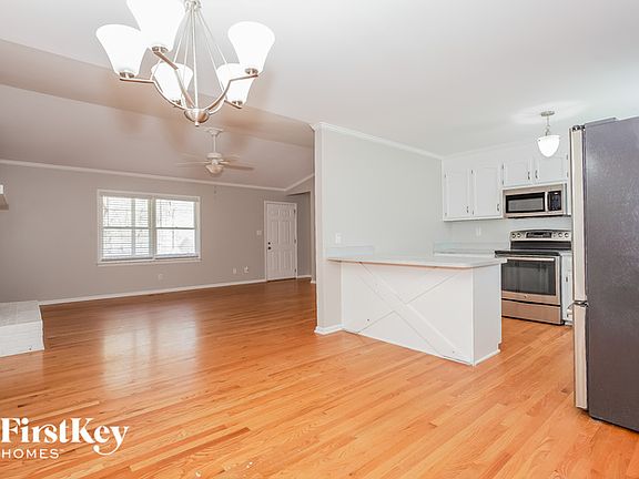 5th image of 4436 Huntington Dr