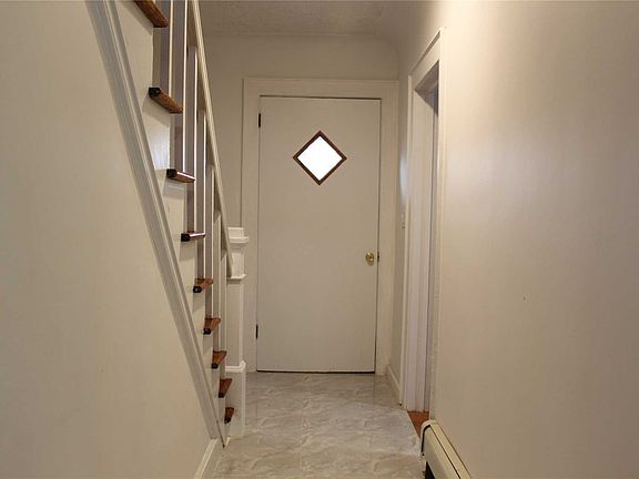 3rd image of 333 McNeil Pl