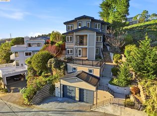 107 Dolphine Ave, El Granada, CA