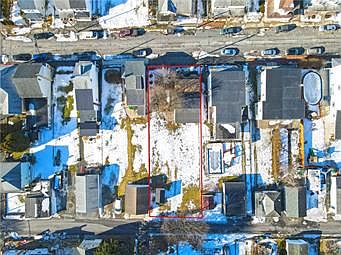 3rd image of 123 N Railroad Ave
