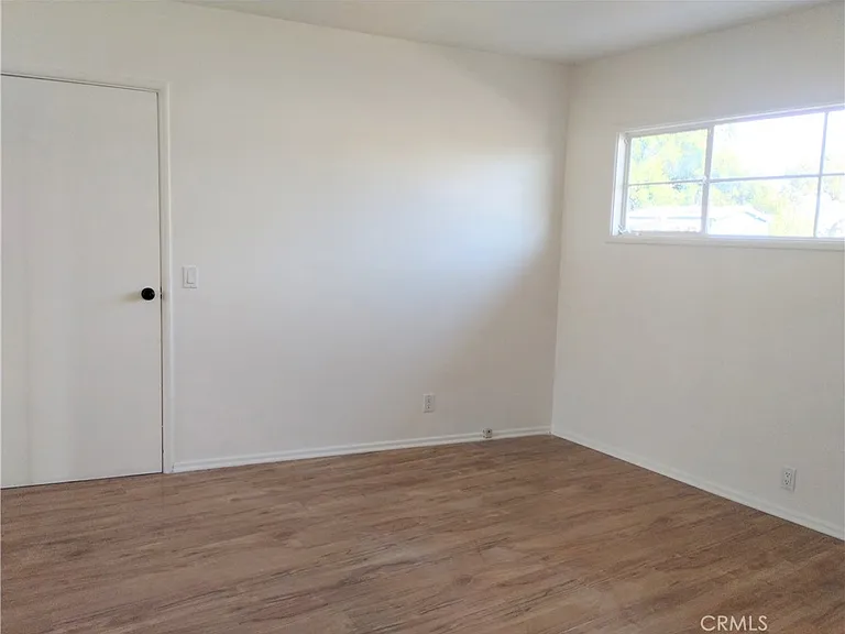 374 Grand Ave — Photo 26