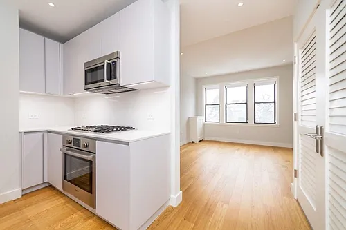 25 Gibbs St #U Photo 1