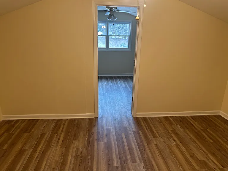 204 Alethia St — Photo 15