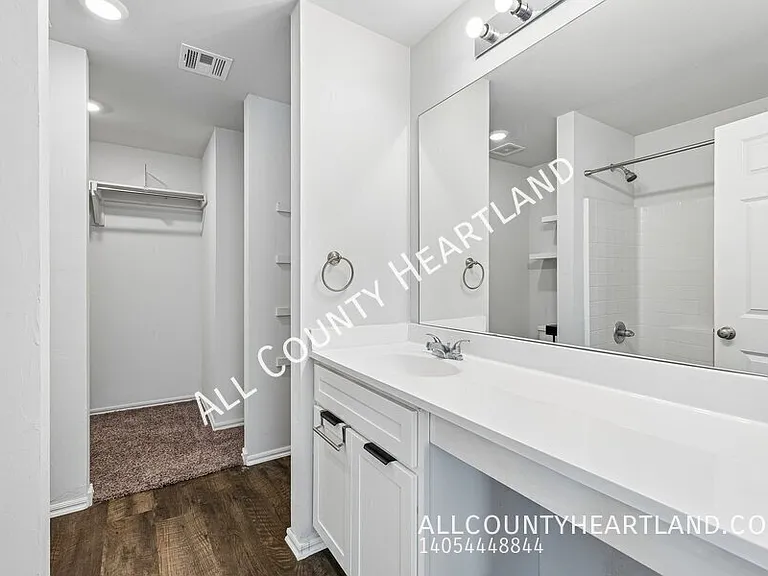 933 S Blackjack Ln — Photo 8