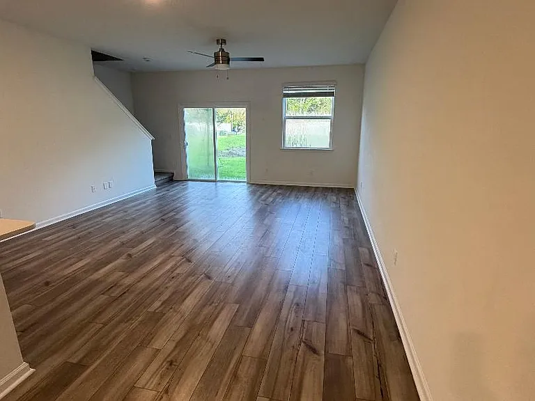 129 Beach Palm Ct — Photo 7