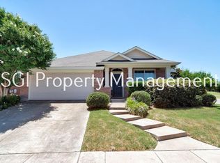 9889 Willowick Ave, Fort Worth, TX 76108