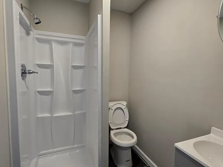 1805 Castleton Ct — Photo 15
