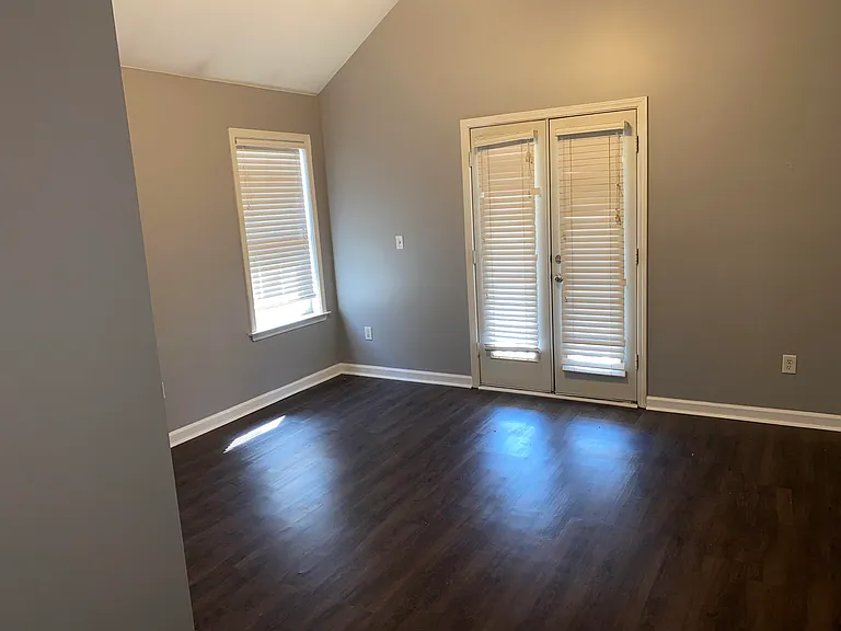 1306 Isle Pointe Dr — Photo 9
