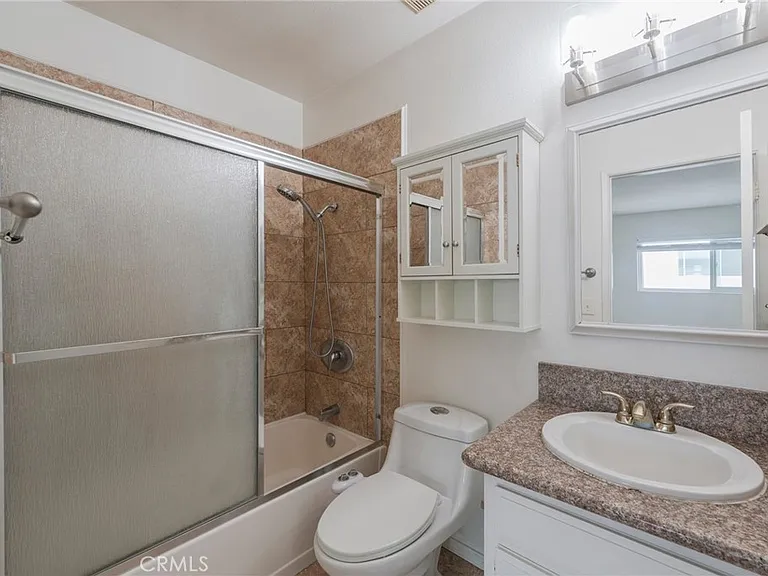 2306 Delaware St #B — Photo 10