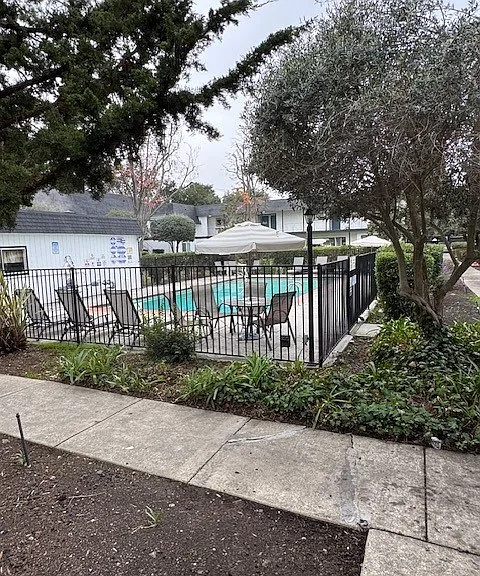 Silicon Valley Apartments — Photo 10