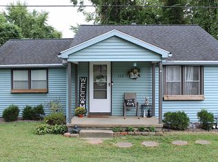 113 4th St, Newburgh, IN 47630