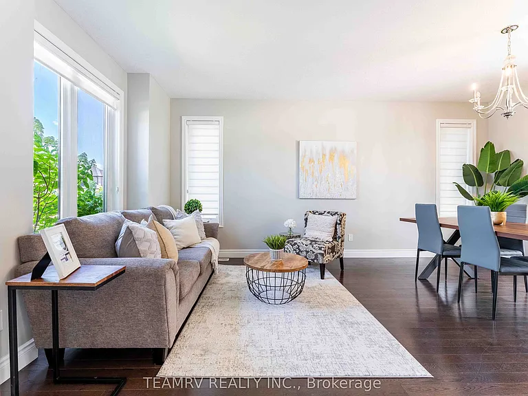 382 Masters Dr — Photo 8