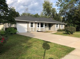 510 SW Mission Ct, Lees Summit, MO 64081
