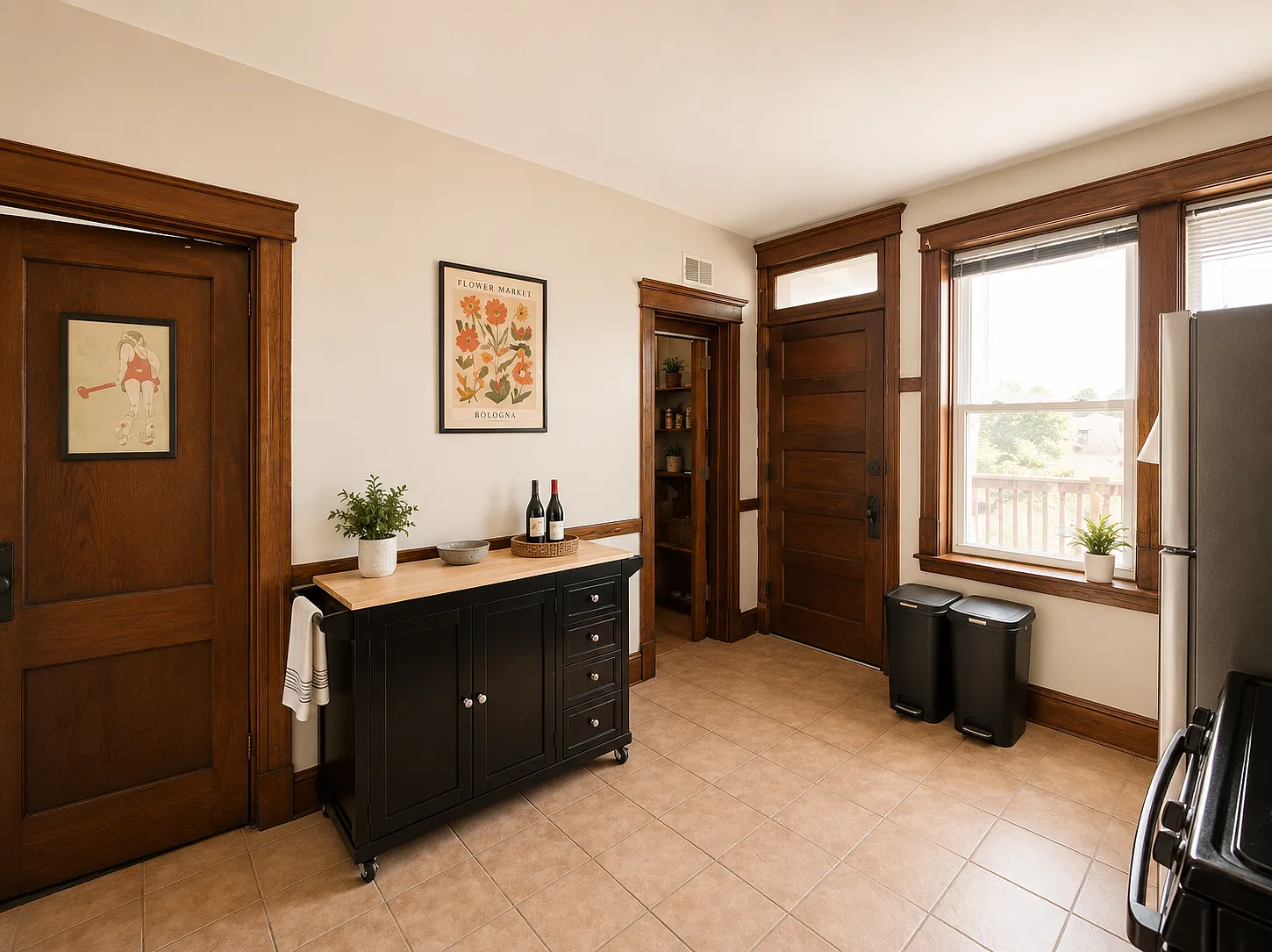 3008 W Diversey Ave — Photo 2