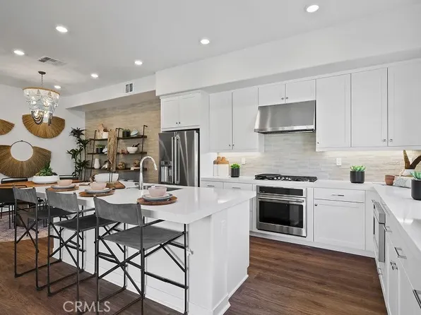 965 Walnut Ter, Montebello, CA 90640