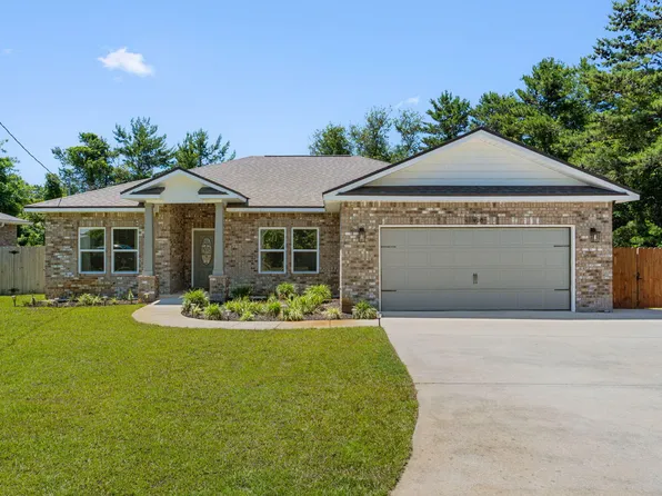 420 Spruce St, Mary Esther, FL 32569