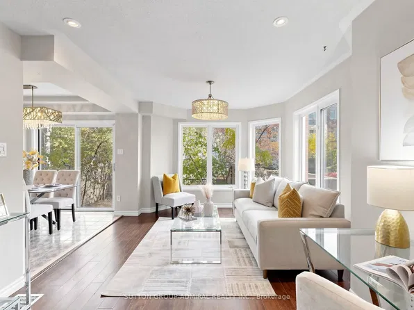 18 Clark Ave W #154, Vaughan, ON L4J 8H1