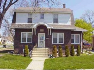 217 Dorchester Ct, Waukegan, IL 60085