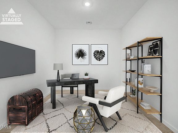 5th image of 35581 N THICKET Way