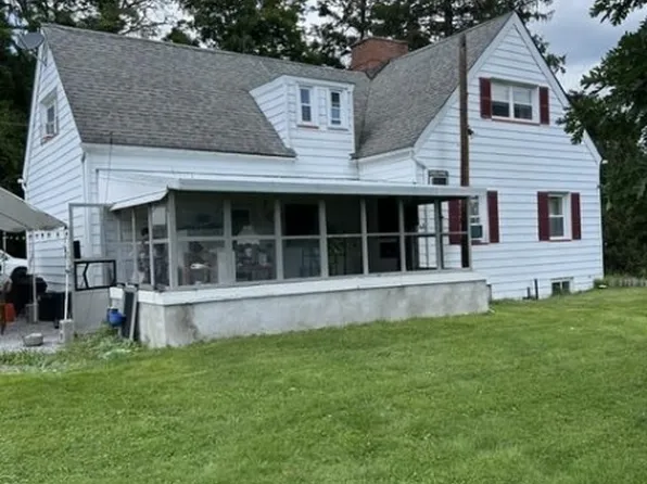 62 Walnut St, Wantage Twp., NJ 07461